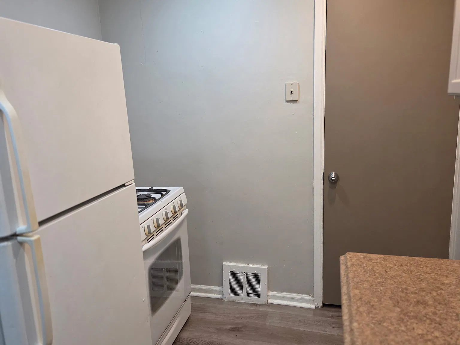2 bed, 1331 sqft, $1,150 — Photo 3