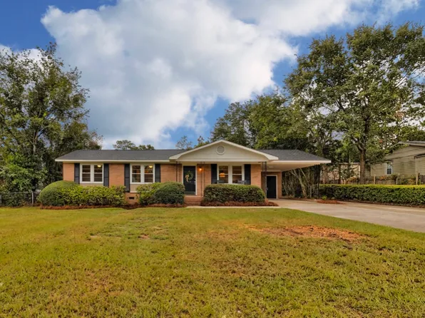 1114 Courtney Dr, West Columbia, SC 29172