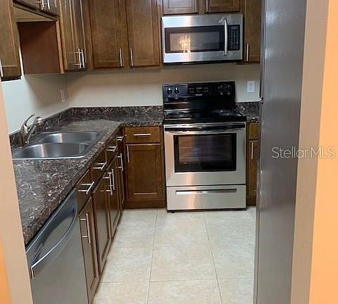 3rd image of 2345 Tom Jones St #4