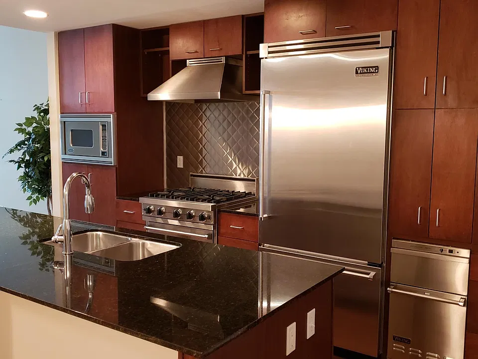 1120 E Kennedy Blvd #1022