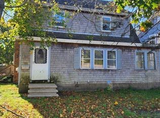 143 Cedar St, Barnstable, MA 02630