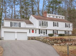 12 Stanley Dr, Glastonbury, CT 06033