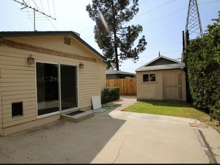 3125 Alameda St — Photo 17