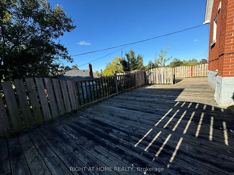 950 Queens Blvd #LOWER — Photo 21