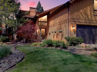 1008 Garden St, Park Ridge, IL 60068