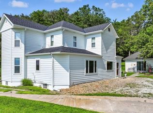 66489 Painter Rd, Pacific Junction, IA 51561