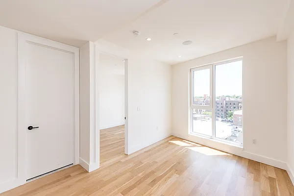 Rented by Nooklyn NYC LLC | media 87