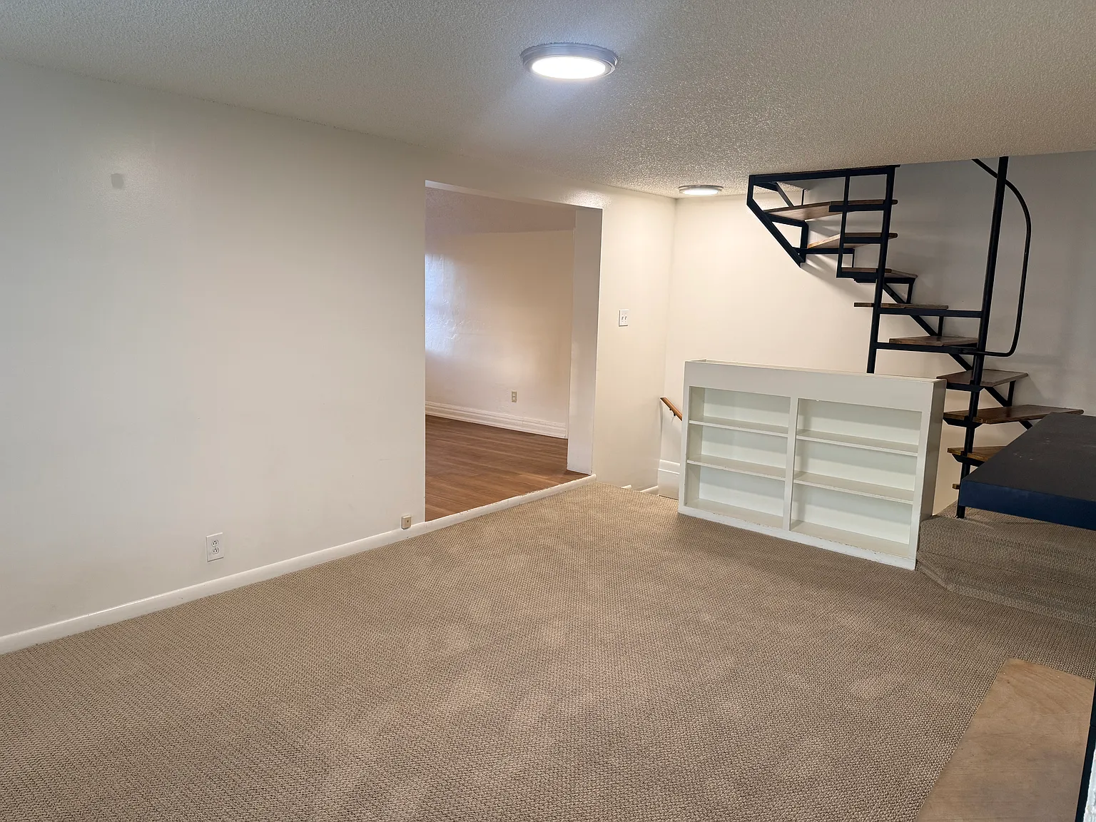 4 bed, 1500 sqft, $2,500 — Photo 3