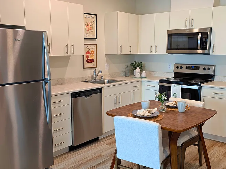 Ovation at Paine Field 55+ Senior Community — Photo 9