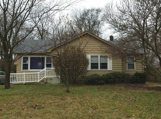 34 Tweed Rd, Fox Lake, IL 60020