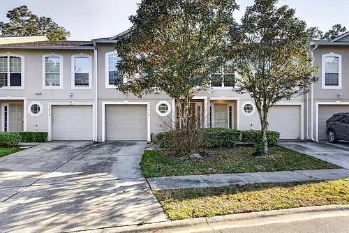 11816 Lake Bend Cir Photo 1