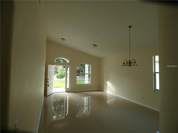 4th image of 2615 W Rio Vista Ave