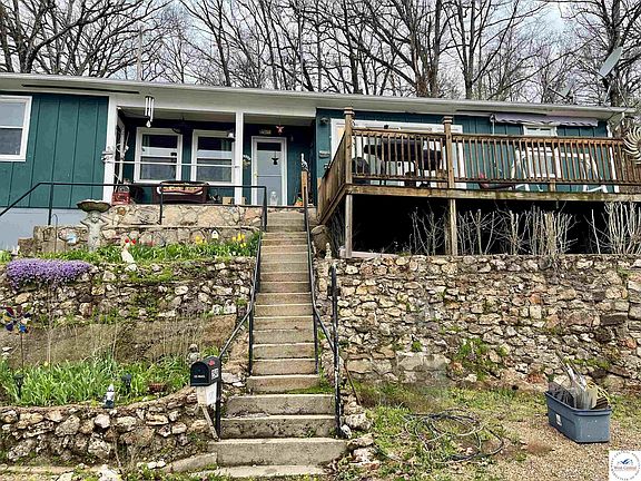 2nd image of 2549 Pine Cove Rd
