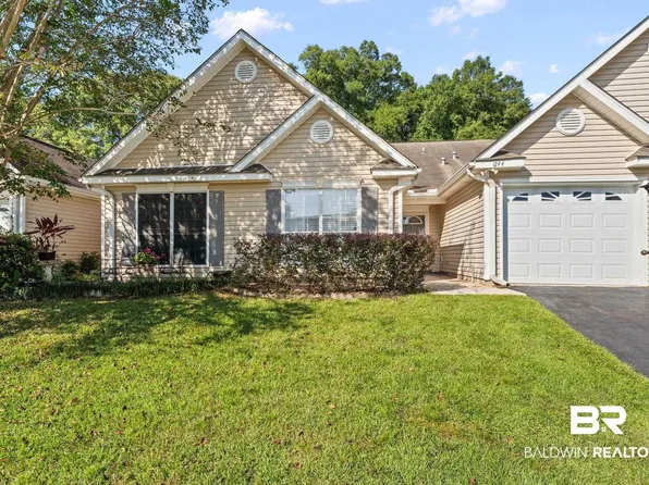 644 Spring Lake Ct, Mobile, AL 36695