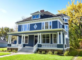 361 2nd St NE, Barnesville, MN 56514
