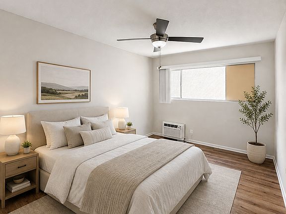 3rd image of 1027 N Ogden Dr APT 6