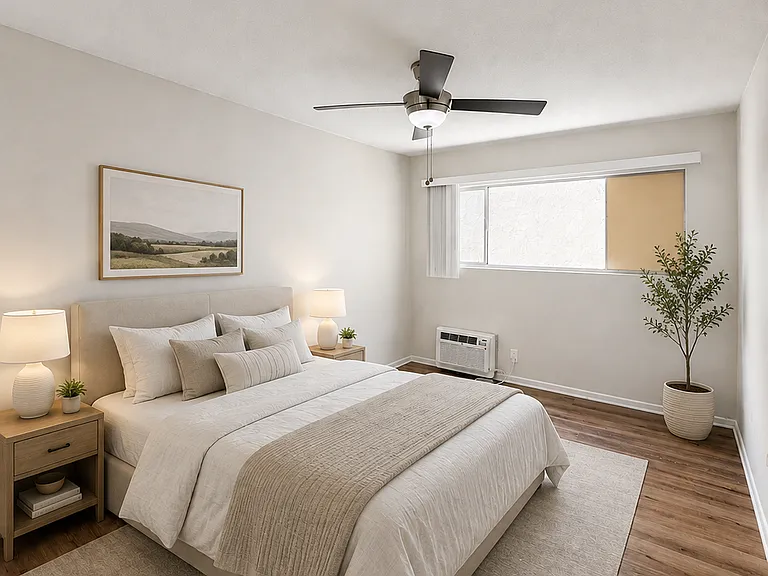 1027 N Ogden Dr #6 — Photo 3