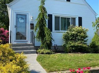 23 Sylvia Ave, North Providence, RI 02911