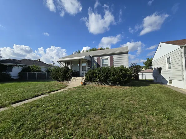 913 169th Pl, Hammond, IN 46324