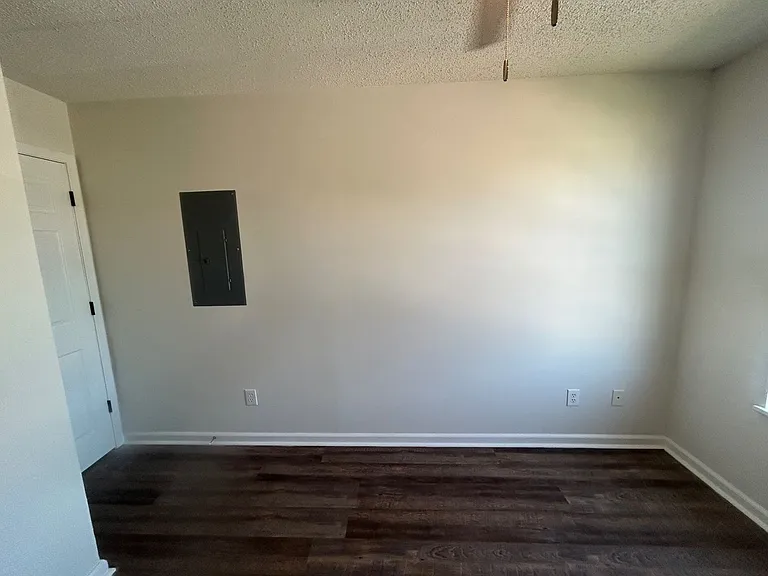 507 Summit Terrace Ct — Photo 29