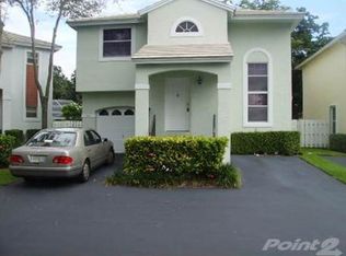 9882 NW 2nd St, Plantation, FL 33324