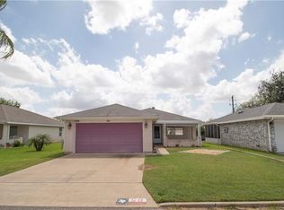 2215 Green Gate Cir E, Palmview, TX 78572