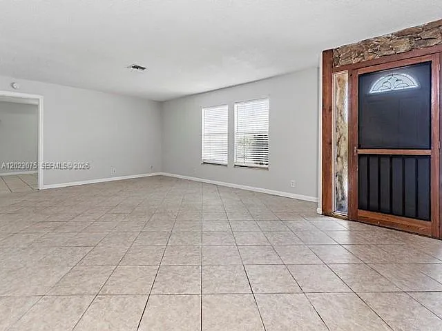 3910 NW 4th Ct — Photo 13