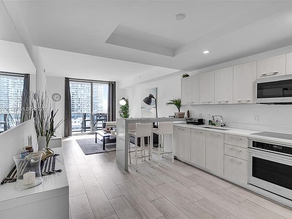 2nd image of 55 SW 9th St APT 1705