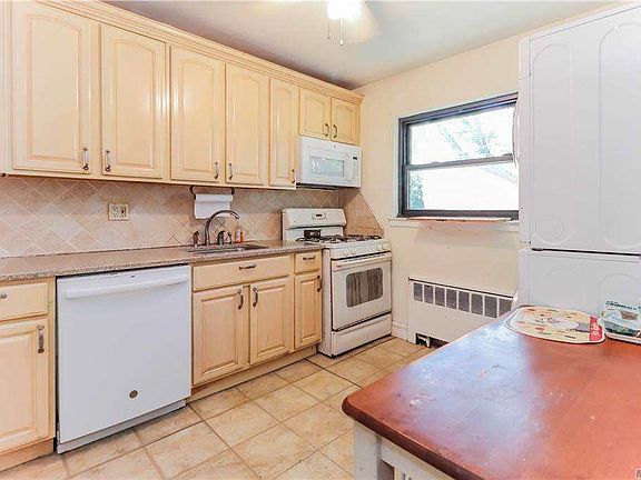 5th image of 219-61 74th Ave