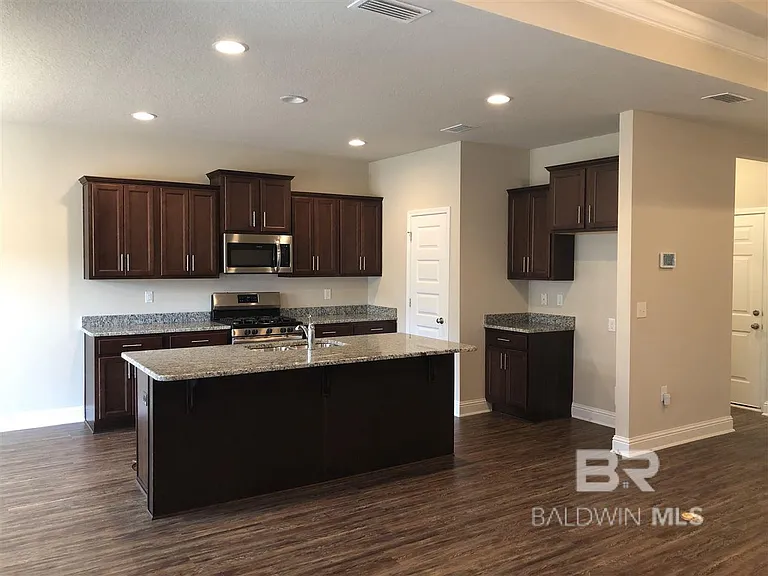 12781 Waxwing Ave — Photo 2