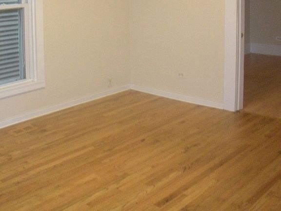 3rd image of 1014 Garnett Pl APT 1