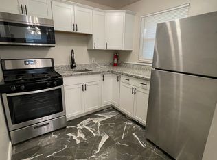 7901 Camargo Rd #1, Cincinnati, OH 45243