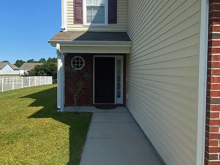 4636 E Walkerton Rd — Photo 5