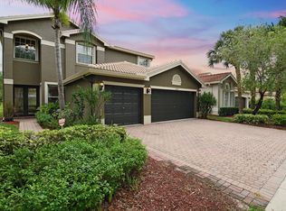 2427 Butterfly Palm Dr, Naples, FL 34119