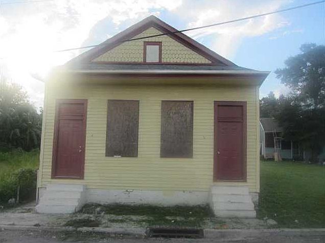 1st image of 417 Alabo St