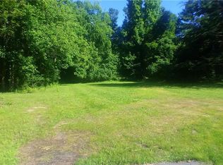 2060 Independence Rd, Winston Salem, NC 27106