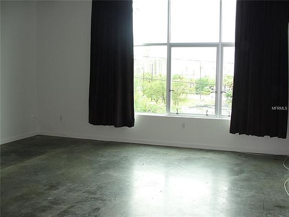 4th image of 101 S 12th St Unit 310