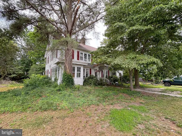 405-403 Main St, Ellendale, DE 19941