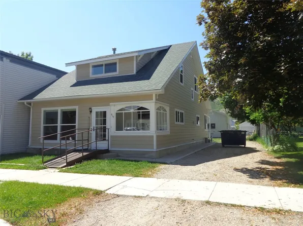 917 E 3rd St, Anaconda, MT 59711