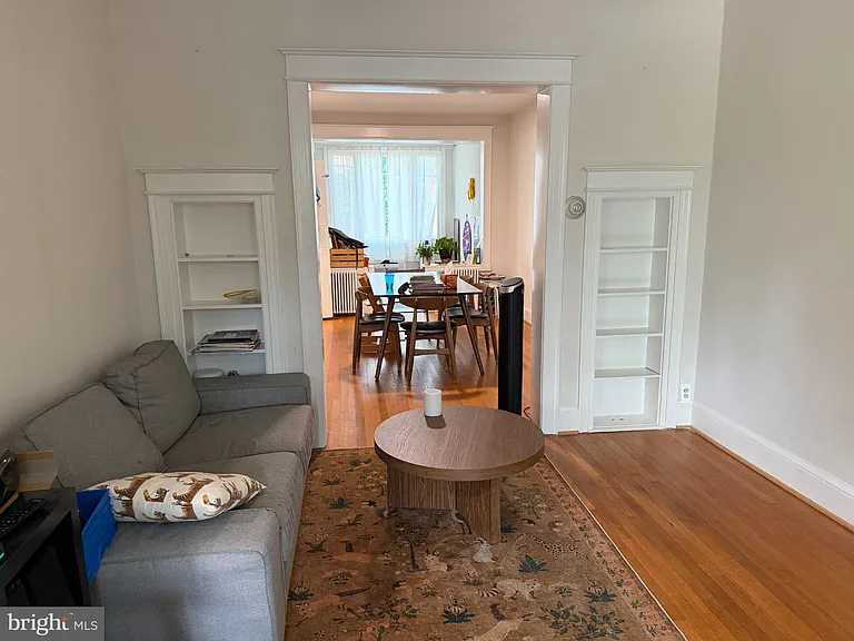2410 39th St NW — Photo 10