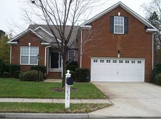 456 River Arch Dr, Chesapeake, VA 23320