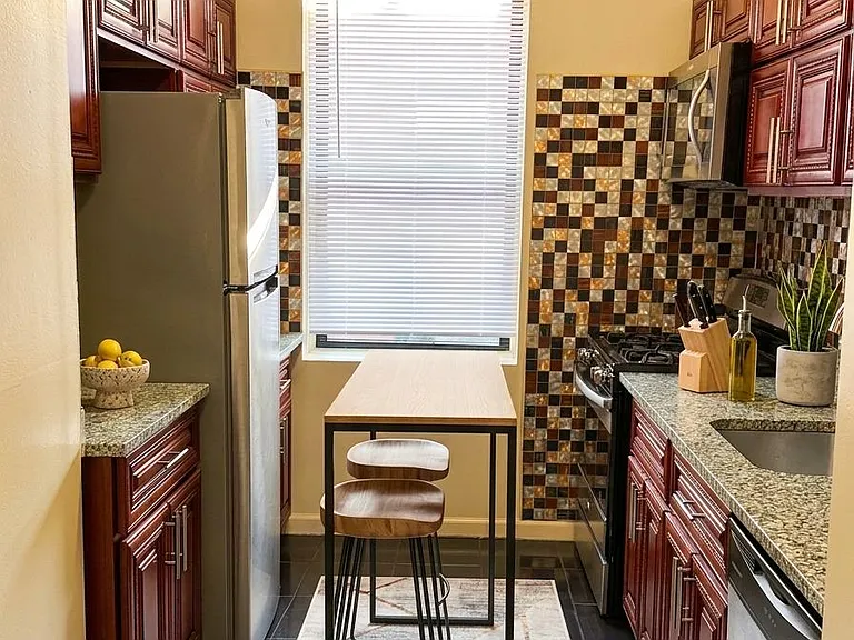 88-15 179th St #513 — Photo 3