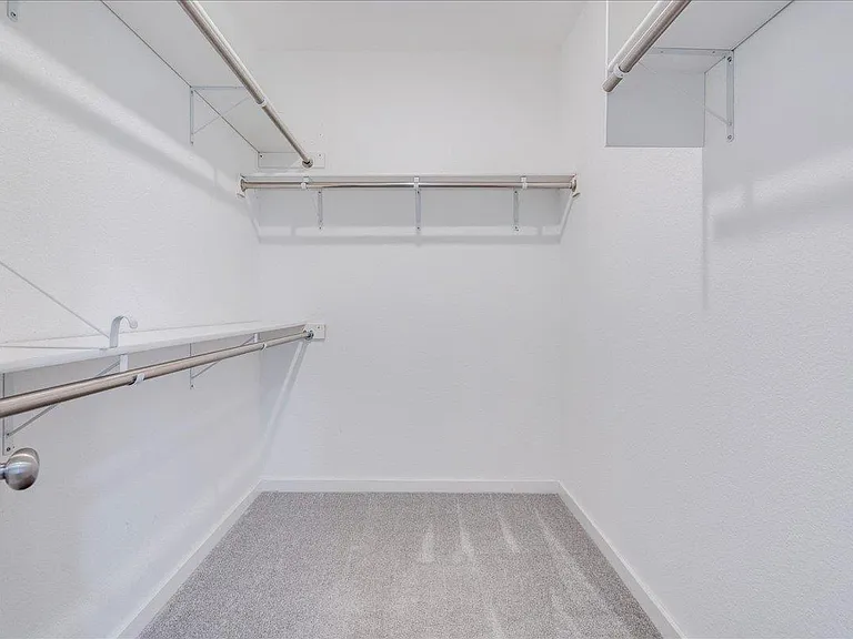 8008 Prairie Rye Dr — Photo 10