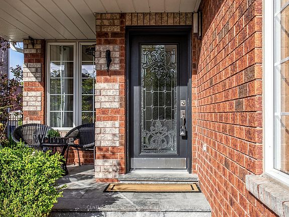 5th image of 63 Kerfoot Cres