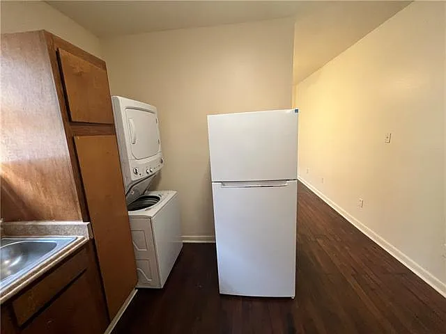 2514 Saint Anthony St — Photo 6