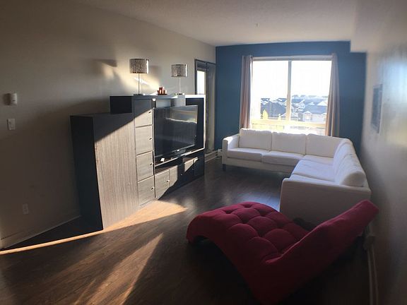 2nd image of 136 Sandpiper Rd #41