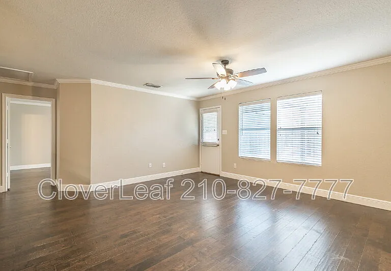 24710 Hickory Mdw — Photo 15