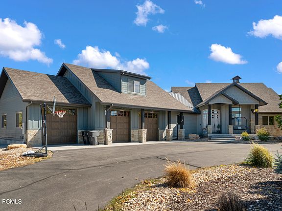 4th image of 1021 S Sage Creek Ct