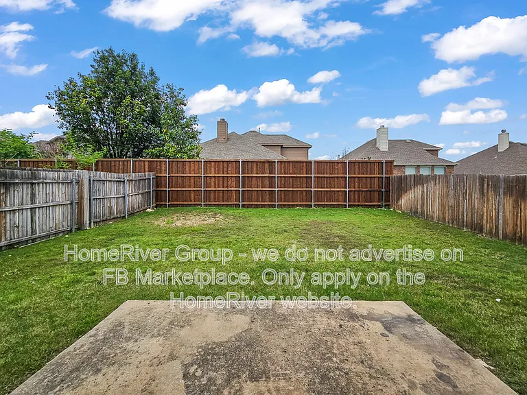 12320 Walden Wood Dr — Photo 18