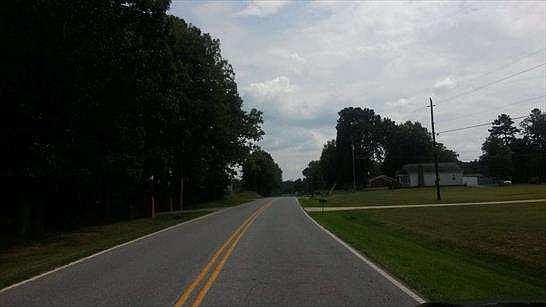 2nd image of 3425 Tryon Courthouse Rd
